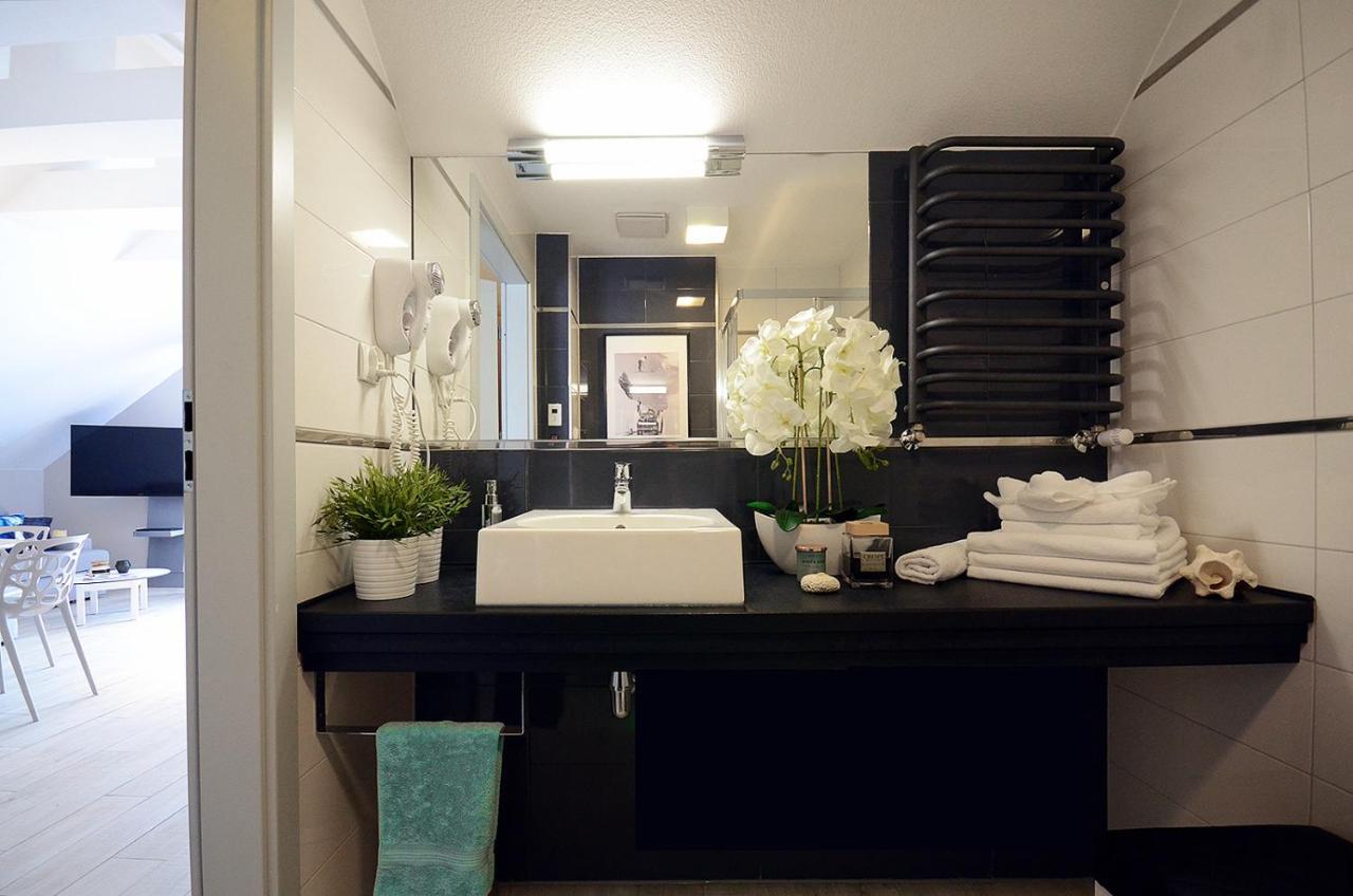 Apartamenty Biala Sowa Czarna Gora Sienna  Bagian luar foto