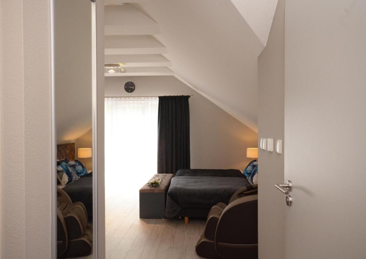 Apartamenty Biala Sowa Czarna Gora Sienna  Bagian luar foto